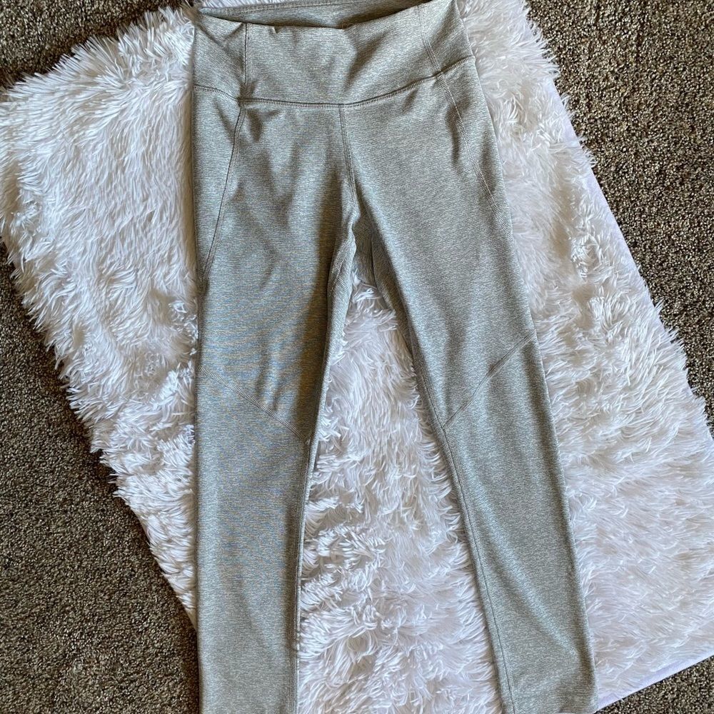 ‎Outdoor Voices Leggings Gray Crop Activewear Size XS